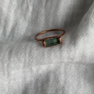 Raw jade stone copper ring